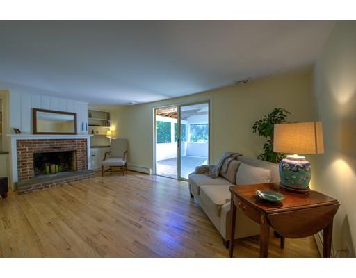 90 Ralyn Rd, Barnstable, MA 02635 photo 4