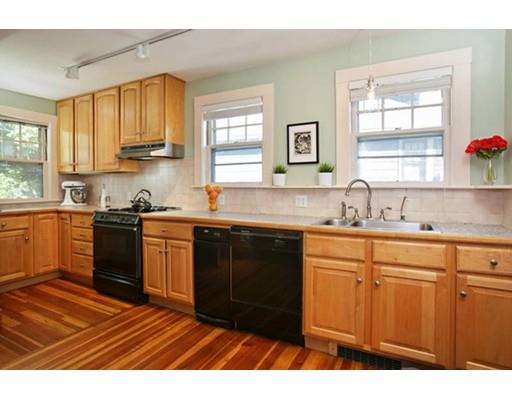 29 Castleton St #2, Jamaica Plain, MA 02130 photo 4
