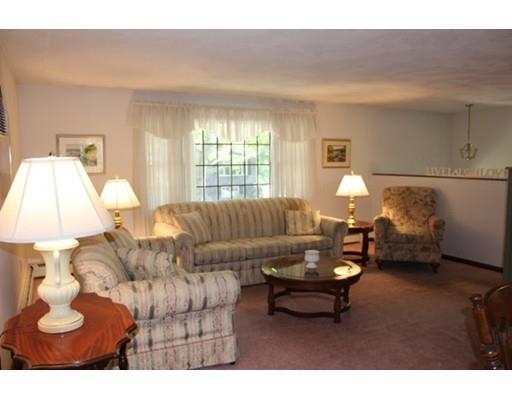 26 Riverside Dr, Reading, MA 01867 photo 6