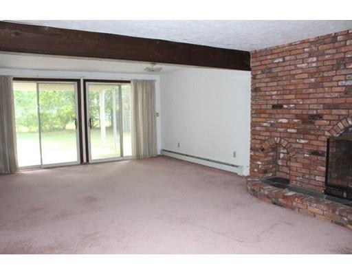 26 Riverside Dr, Reading, MA 01867 photo 11