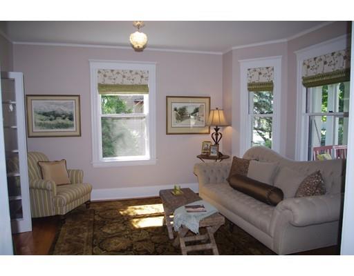 776 Webster St, Needham, MA 02492 photo 4