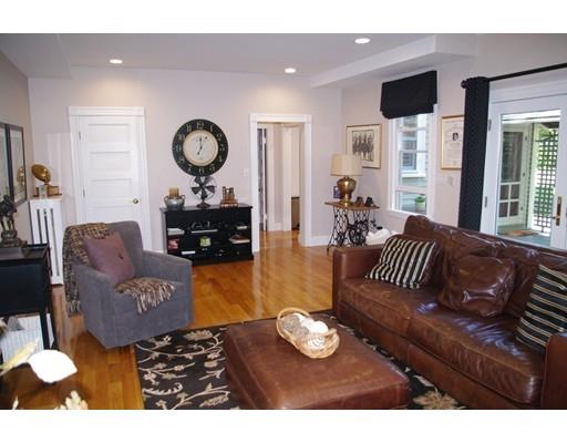776 Webster St, Needham, MA 02492 photo 8