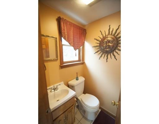514 Maple St, Danvers, MA 01923 photo 15