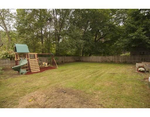 514 Maple St, Danvers, MA 01923 photo 25