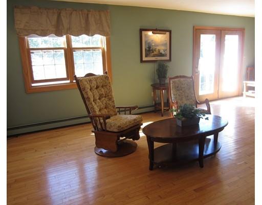21 Westover Rd, Worcester, MA 01606 photo 9