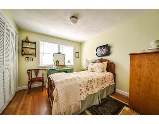 7 Volk Rd, Dedham, MA 02026 photo 17