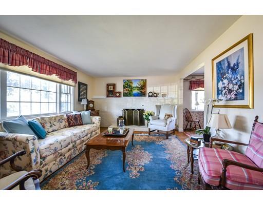 7 Volk Rd, Dedham, MA 02026 photo 3