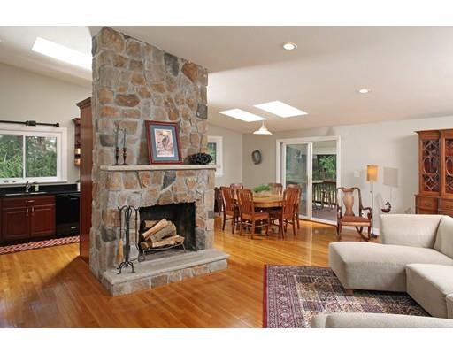 25 Rice Rd, Hingham, MA 02043 photo 1