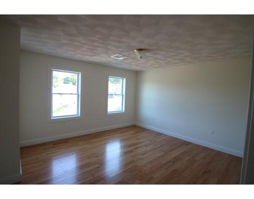 4 Rivercrest Cir, Saugus, MA 01906 photo 6
