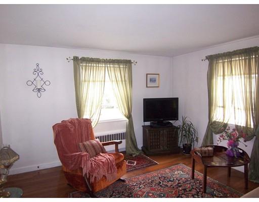 39 Coolidge Rd, Milton, MA 02186 photo 6