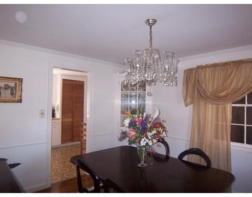 39 Coolidge Rd, Milton, MA 02186 photo 4