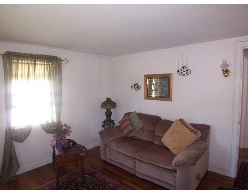 39 Coolidge Rd, Milton, MA 02186 photo 7