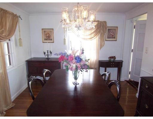 39 Coolidge Rd, Milton, MA 02186 photo 5