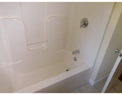 60 Switzer Ave, Springfield, MA 01109 photo 15