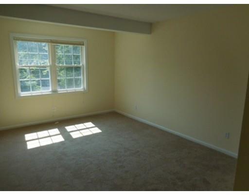 60 Switzer Ave, Springfield, MA 01109 photo 11