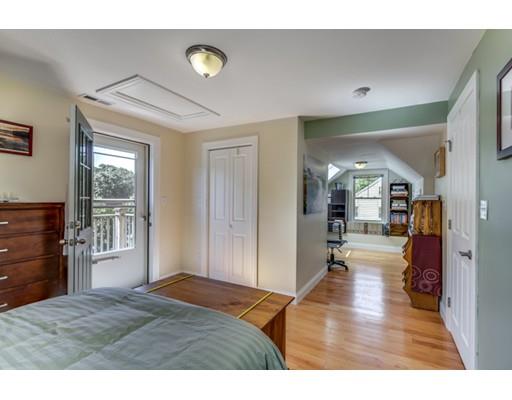 26 Maple St #B, Stoneham, MA 02180 photo 20