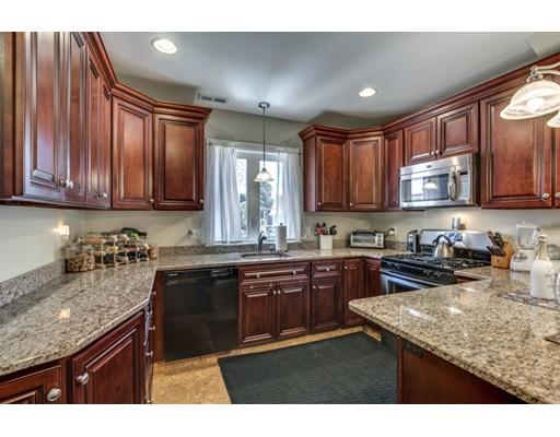 26 Maple St #B, Stoneham, MA 02180 photo 7