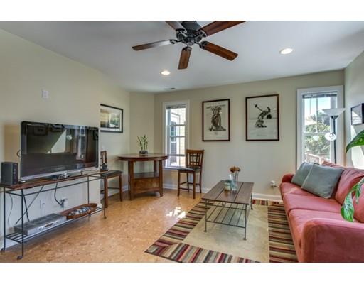 26 Maple St #B, Stoneham, MA 02180 photo 4