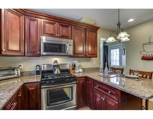 26 Maple St #B, Stoneham, MA 02180 photo 9