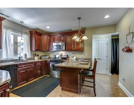 26 Maple St #B, Stoneham, MA 02180 photo 6