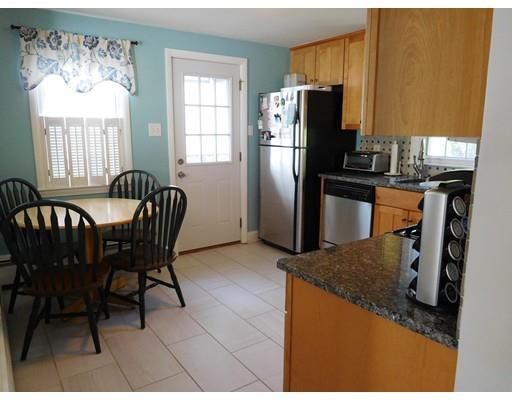 68 Merrill Ave, Lowell, MA 01850 photo 10
