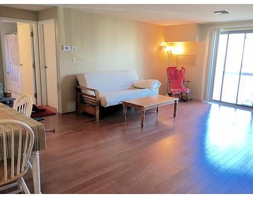 72 School St #10, Everett, MA 02149 photo 2