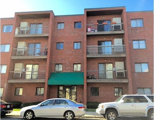72 School St #10, Everett, MA 02149 photo 1