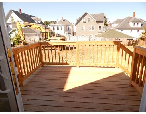 71 Gate, Lowell, MA 01851 photo 11