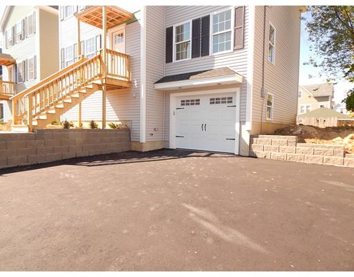 71 Gate, Lowell, MA 01851 photo 2