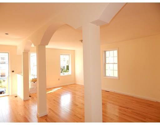 71 Gate, Lowell, MA 01851 photo 7