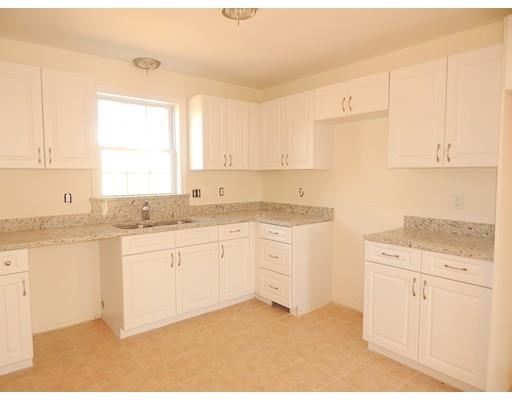 71 Gate, Lowell, MA 01851 photo 15
