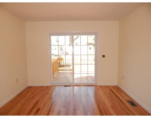 71 Gate, Lowell, MA 01851 photo 5