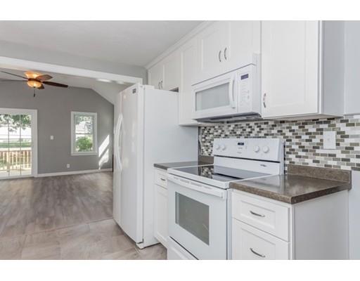 37 Granger St, Springfield, MA 01119 photo 12