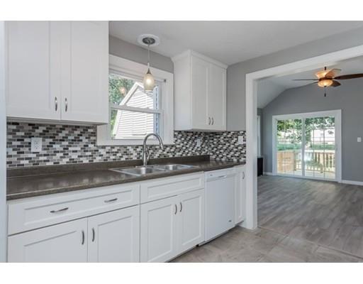 37 Granger St, Springfield, MA 01119 photo 11