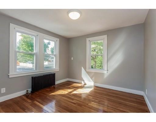 37 Granger St, Springfield, MA 01119 photo 17
