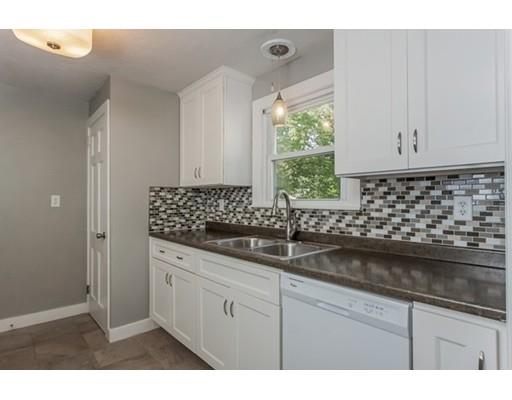 37 Granger St, Springfield, MA 01119 photo 9