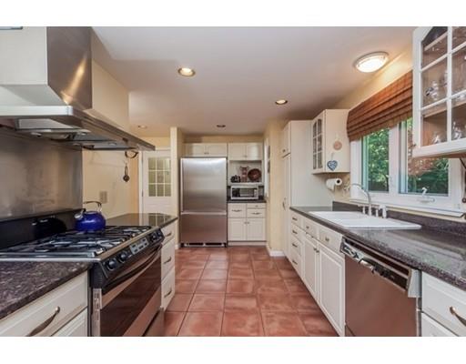 151 Newton Rd, Springfield, MA 01118 photo 7