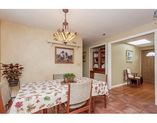 151 Newton Rd, Springfield, MA 01118 photo 12