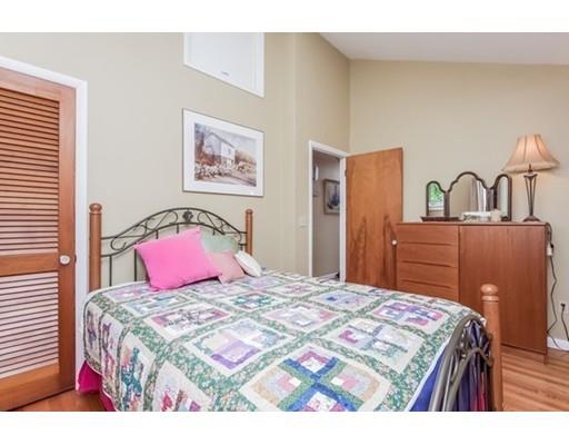 151 Newton Rd, Springfield, MA 01118 photo 19