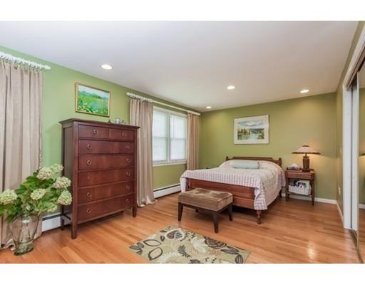 151 Newton Rd, Springfield, MA 01118 photo 14