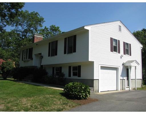 323 Hooppole Rd, Mashpee, MA 02649 photo 3