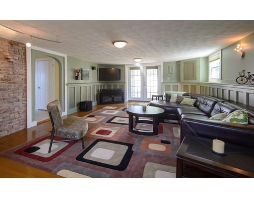11 Longview Ter, Beverly, MA 01915 photo 1
