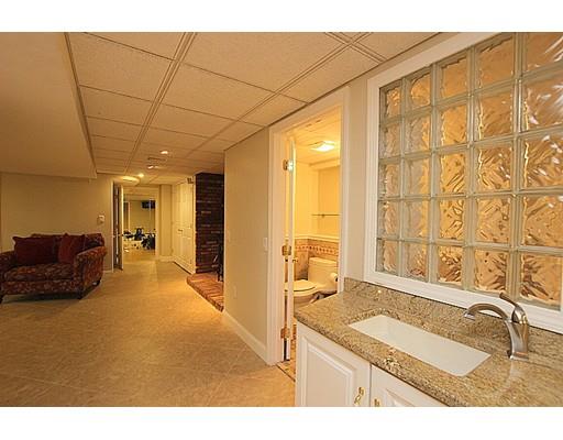49 Robbins Rd, Walpole, MA 02081 photo 16