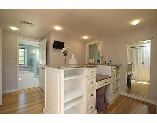 49 Robbins Rd, Walpole, MA 02081 photo 14