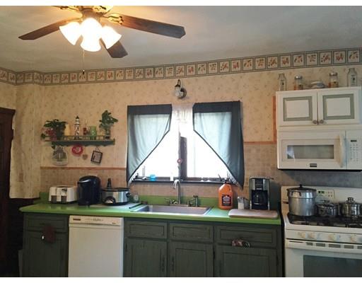 8 Hillside Ave, Everett, MA 02149 photo 5