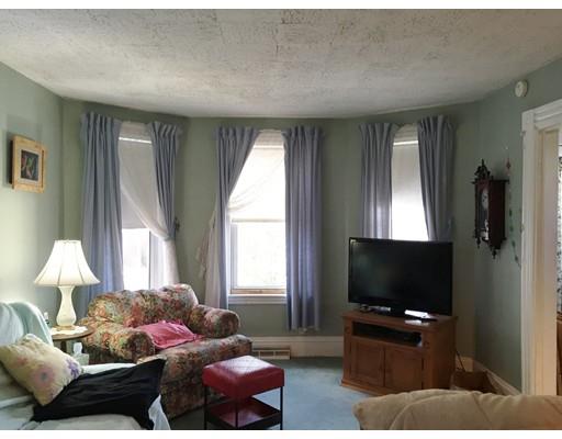8 Hillside Ave, Everett, MA 02149 photo 3