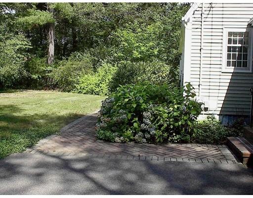 103 Read Dr, Hanover, MA 02339 photo 3