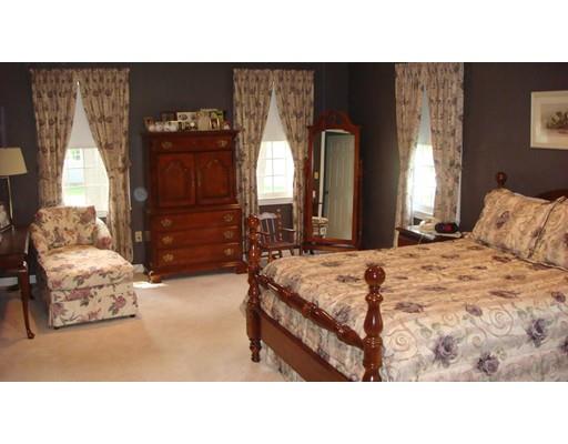 7 Leonard Rd, Walpole, MA 02081 photo 16