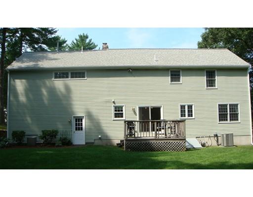 7 Leonard Rd, Walpole, MA 02081 photo 3