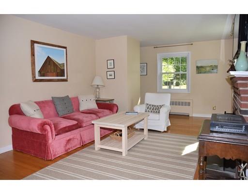 11 Cape Cod Ln, Canton, MA 02021 photo 9